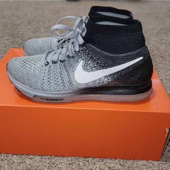 Nike Zoom All Out Flyknit 'Wolf Grey' Womens Sneaker Shoes Size 7.5 • Like New - Picture 4 of 15